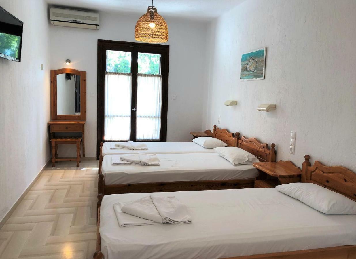 Villa Spartias Skiathos Town Bagian luar foto